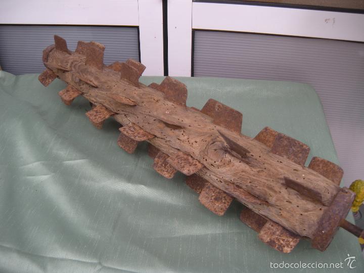 Antig&uuml;edades: ANTIGUO RODILLO DE TRILLO. FORJA. - Foto 12