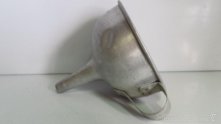 Antig&uuml;edades: ANTIGUO EMBUDO DE ALUMINIO 11CM. - Foto 2
