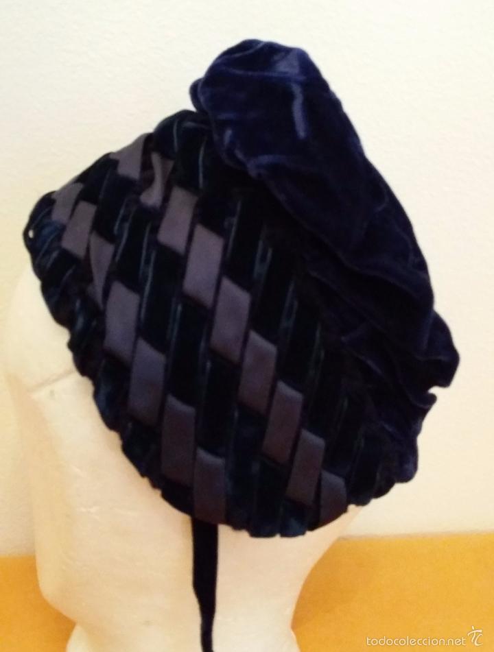 Antig&uuml;edades: Antiguo gorro terciopelo - Foto 1