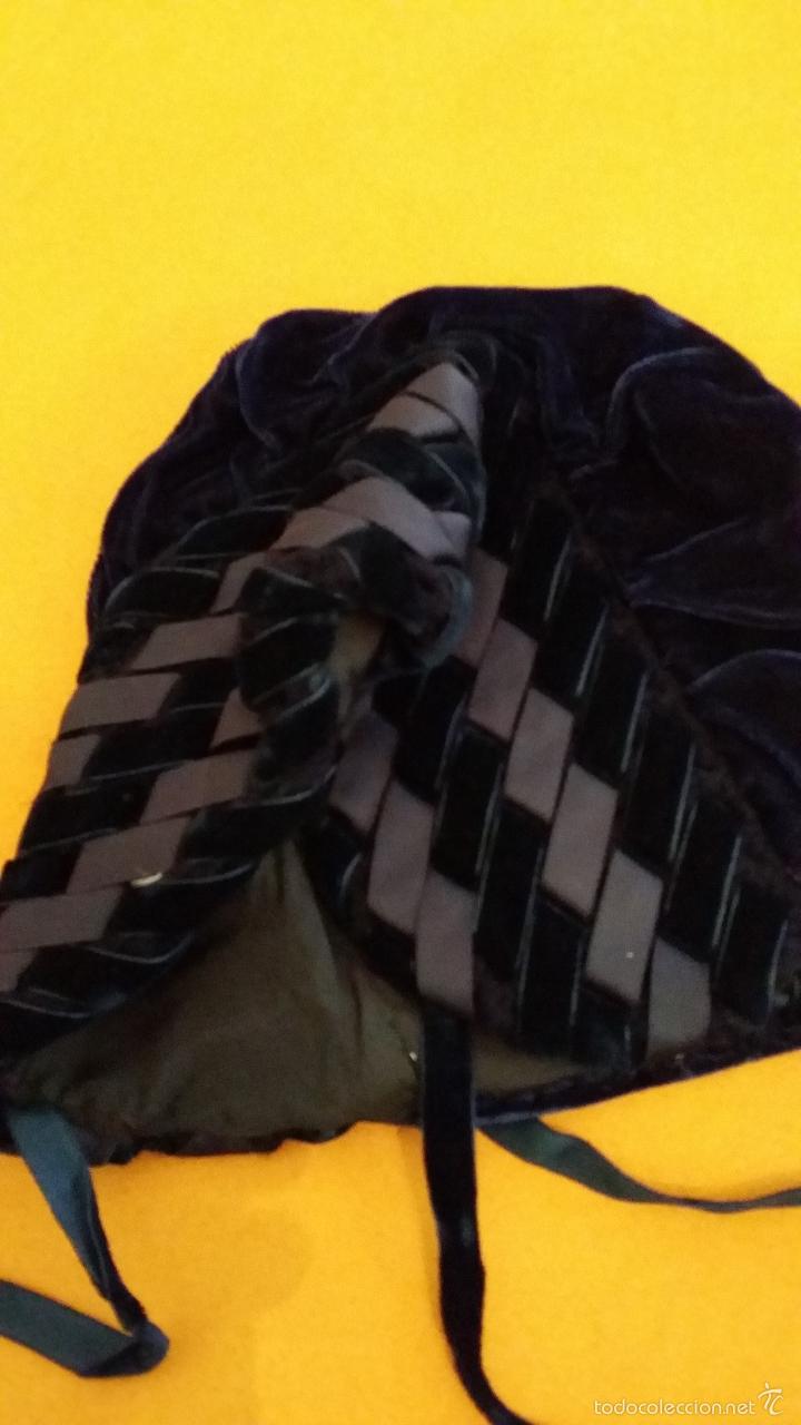 Antig&uuml;edades: Antiguo gorro terciopelo - Foto 15