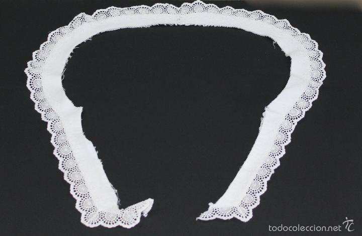 Antig&uuml;edades: *VE- 48. CUELLO DE ALGODON CON PUNTA DE BOLILLO. - Foto 1