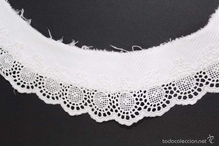 Antig&uuml;edades: *VE- 48. CUELLO DE ALGODON CON PUNTA DE BOLILLO. - Foto 2