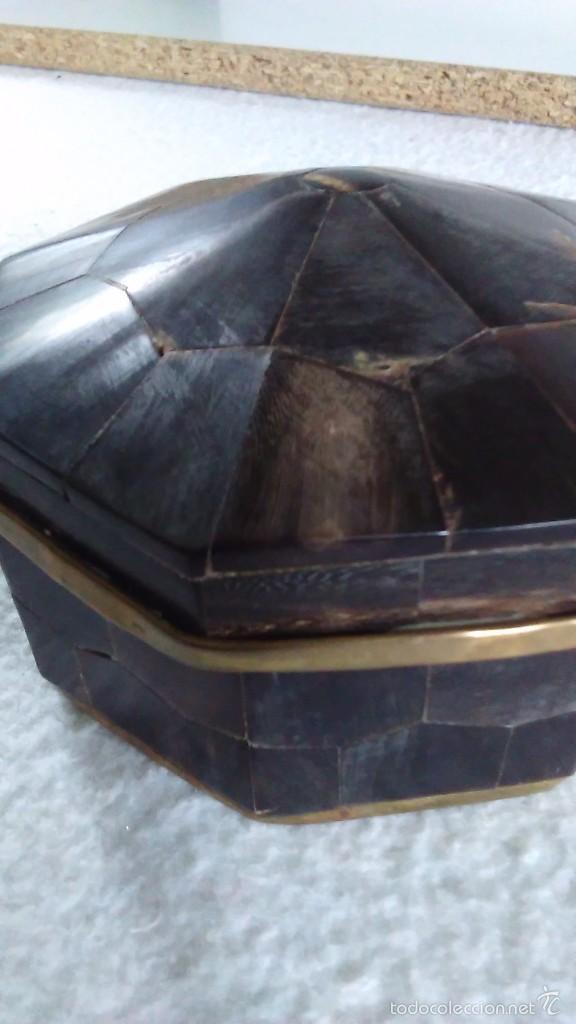 Antig&uuml;edades: Caja octogonal de carey - Foto 6