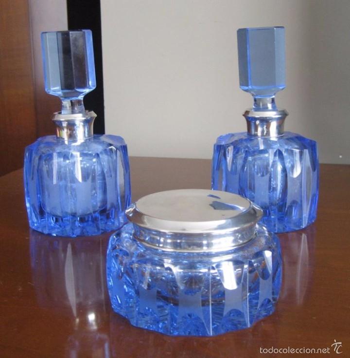 Antiguidades: Juego de tocador vintage en cristal azul tallado &middot; Sello estrella &middot; A&ntilde;os 40&ndash;60