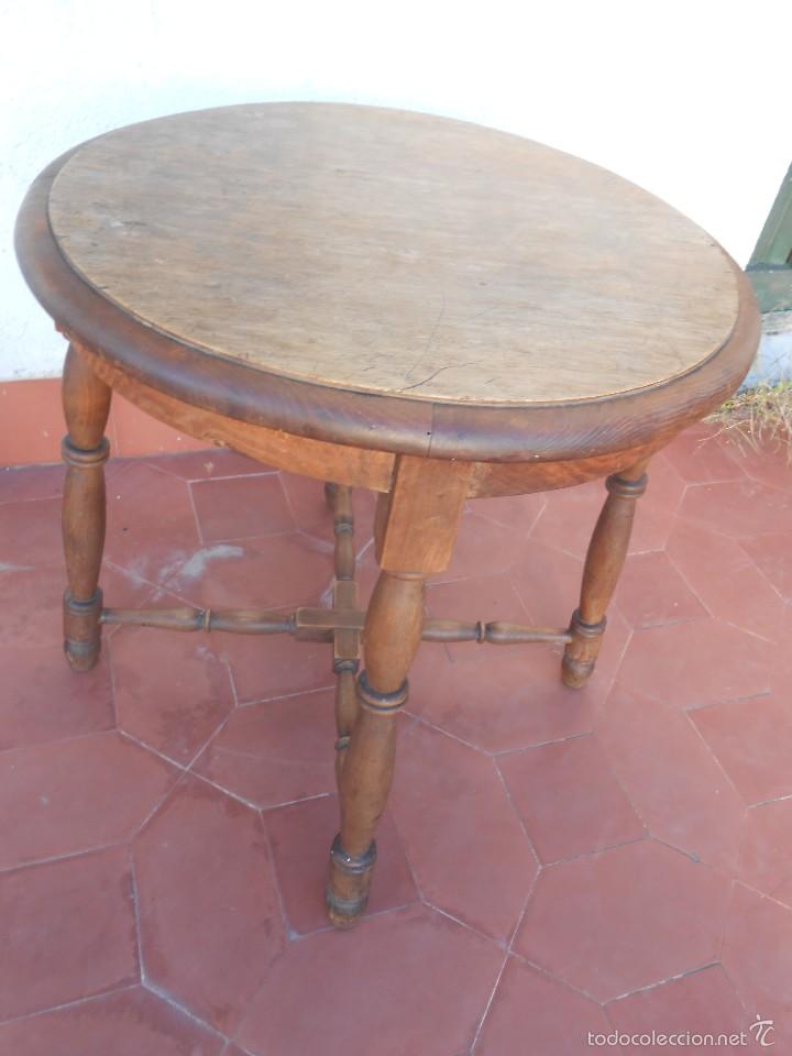 Antig&uuml;edades: Mesa de Madera -A&ntilde;os 50- - Foto 1
