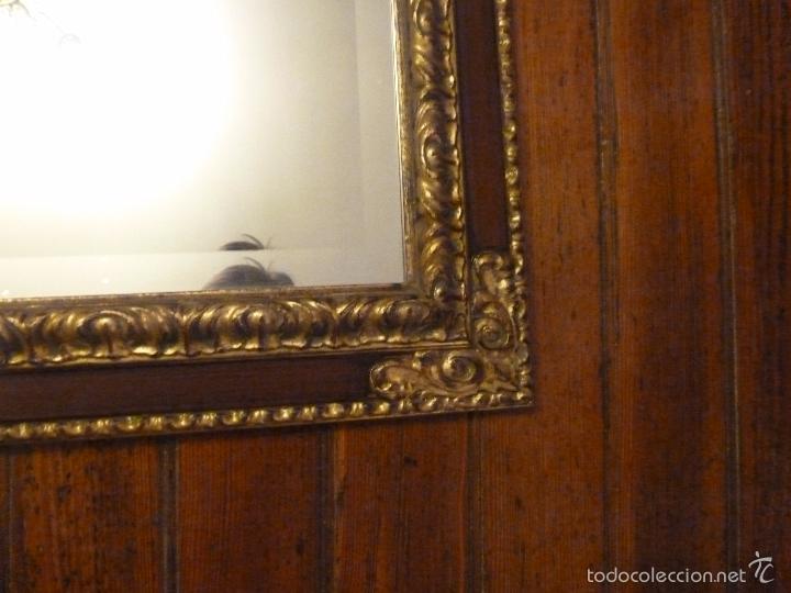 Antig&uuml;edades: espejo de madera dorado y marron - Foto 3