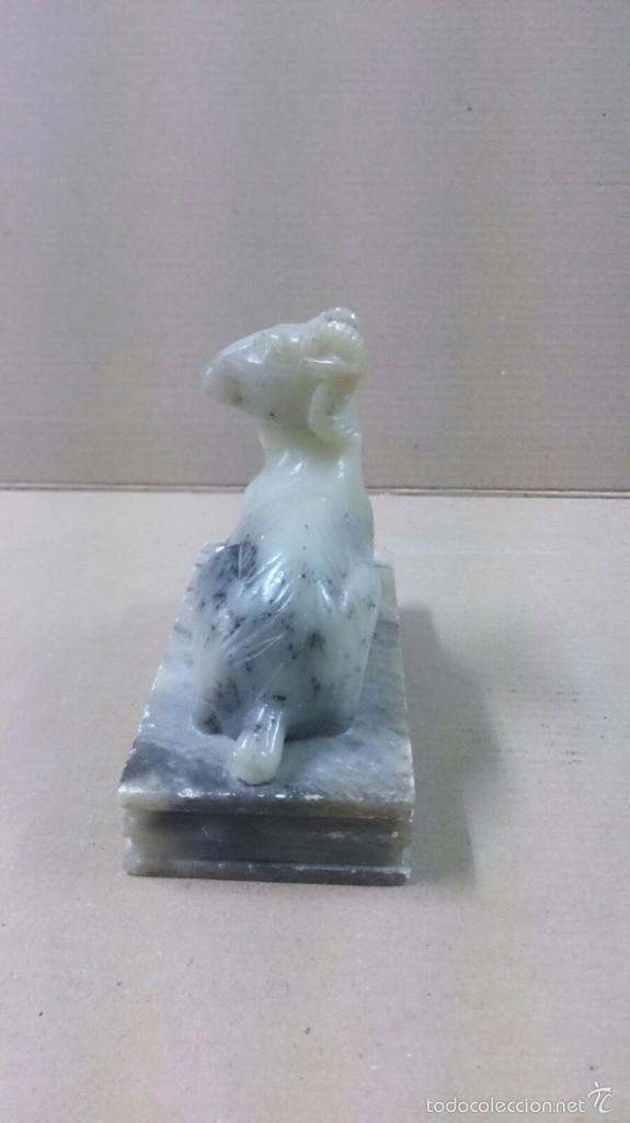 Antig&uuml;edades: Figura de cabra en piedra - Foto 4