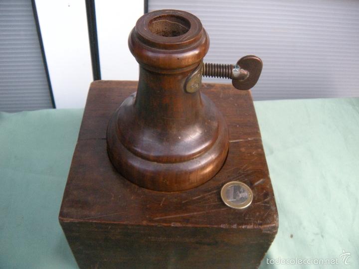 Antig&uuml;edades: RARA PIEZA DE MADERA MORTERO ? - Foto 5