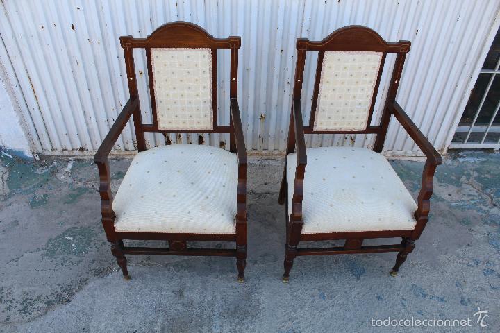 Antig&uuml;edades: PAREJA DE SILLONES EN MADERA CON MARQUETERIA - Foto 4