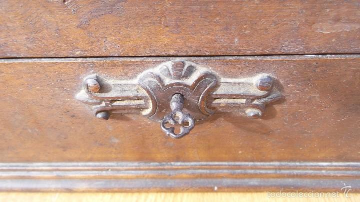 Oggetti Antichi: Caja Joyero Victoriana de Caoba - Aut&eacute;ntica Pieza Inglesa del Siglo XIX