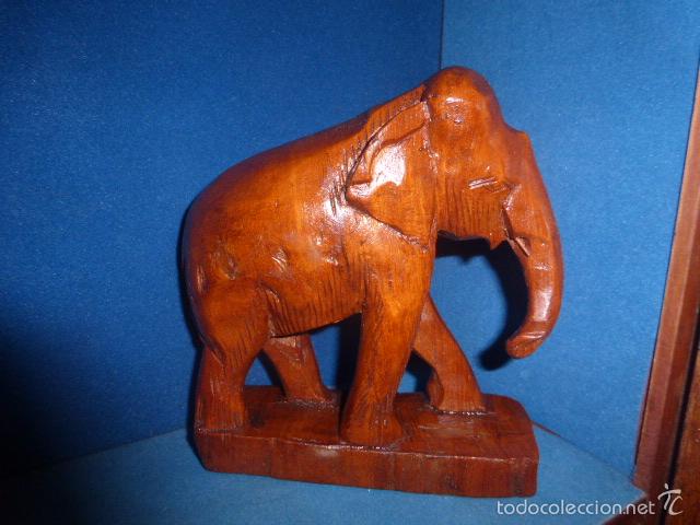 Antig&uuml;edades: ELEFANTE DE MADERA TALLADA HECHO A MANO - Foto 2