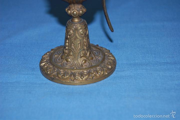 Antig&uuml;edades: PAREJA JARRONES CON RELIEVE  EN BRONCE DE 1900 - Foto 10