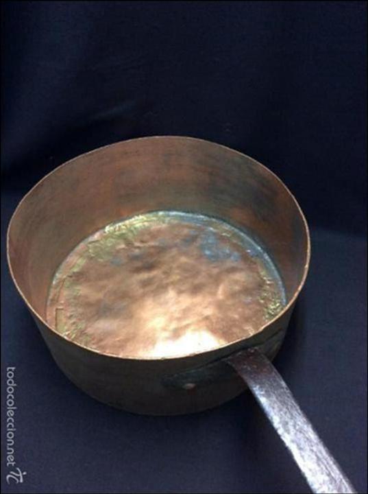 Antig&uuml;edades: ANTIGUO CAZO DE COBRE CON MANGO DE HIERRO FORJADO. - Foto 5
