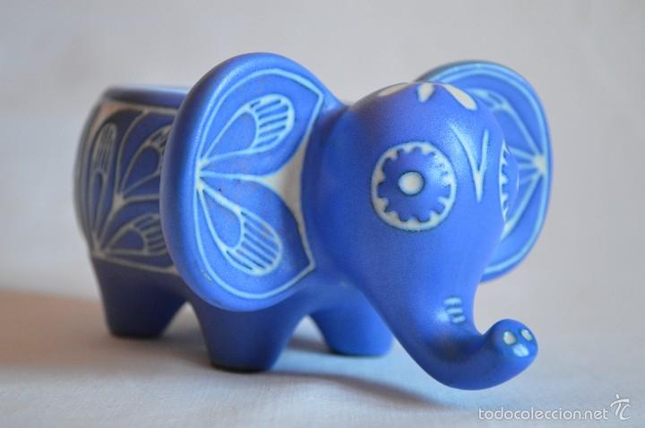 Antiguidades: Elefante de cer&aacute;mica. Pablo Zabal. romanjuguetesymas.