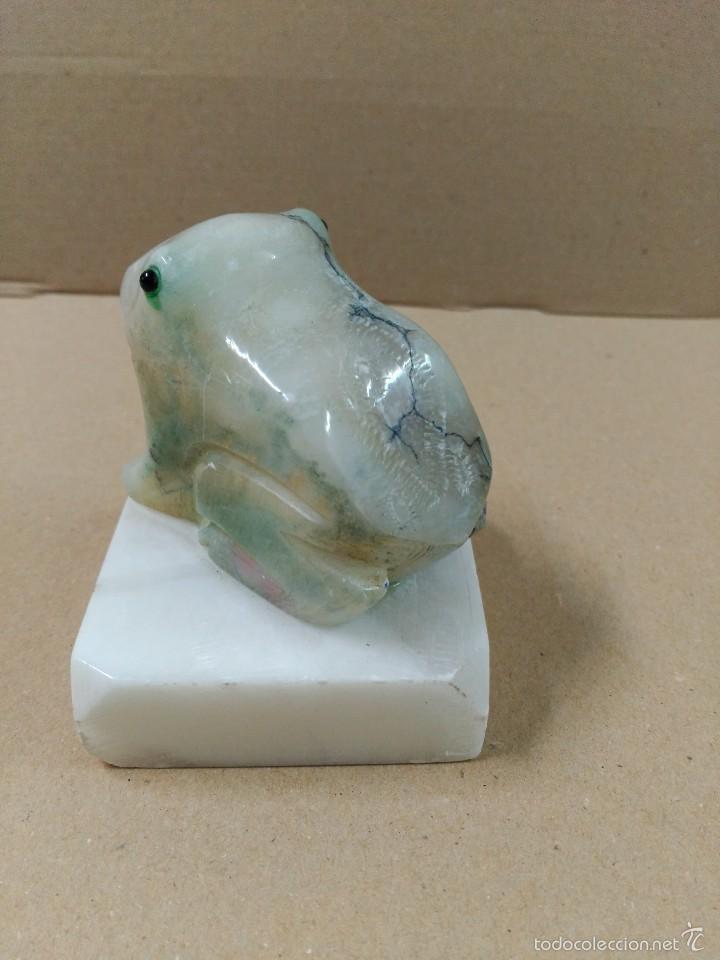 Antig&uuml;edades: Figura de rana en marmol - Foto 5