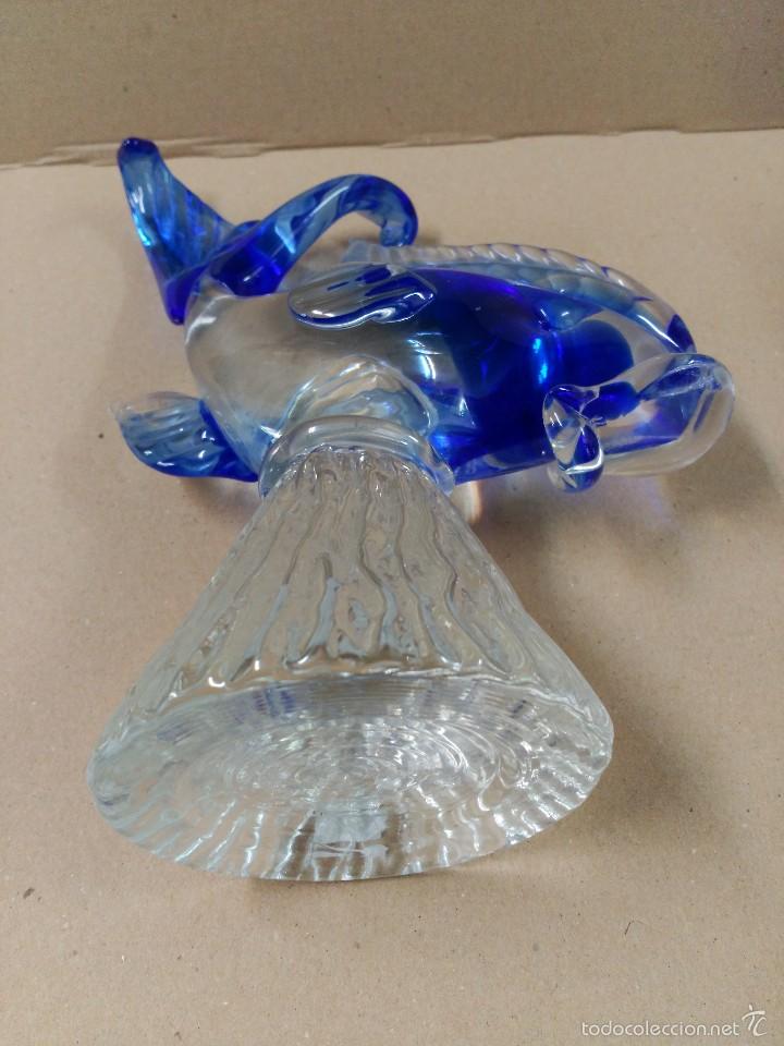 Antig&uuml;edades: Pez en cristal de murano azul - Foto 6