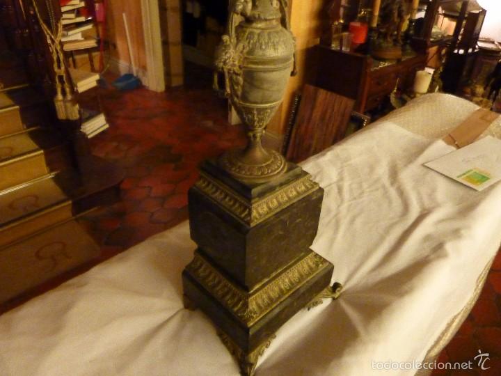 Antig&uuml;edades: ANTIGUO CANDELABRO CON BASE DE MARMOL. - Foto 7