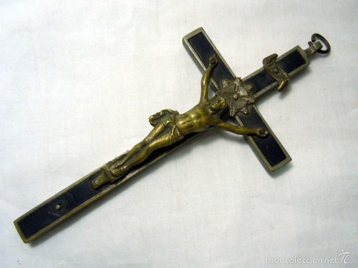Antig&uuml;edades: CRISTO DE MADERA Y BRONCE TIPO CONVENTUAL - Foto 1