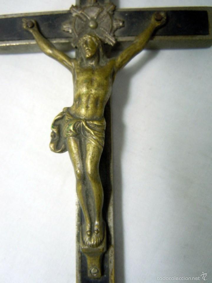 Antig&uuml;edades: CRISTO DE MADERA Y BRONCE TIPO CONVENTUAL - Foto 3