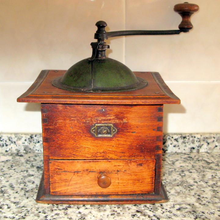 Antiquit&auml;ten: Antiguo molinillo de caf&eacute; Goldenberg origen Alemania. A&ntilde;os '50 Siglo XX