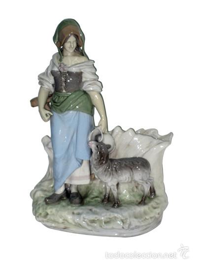 Antig&uuml;edades: Porcelana-AMPHORA-AUSTRIA - Foto 1