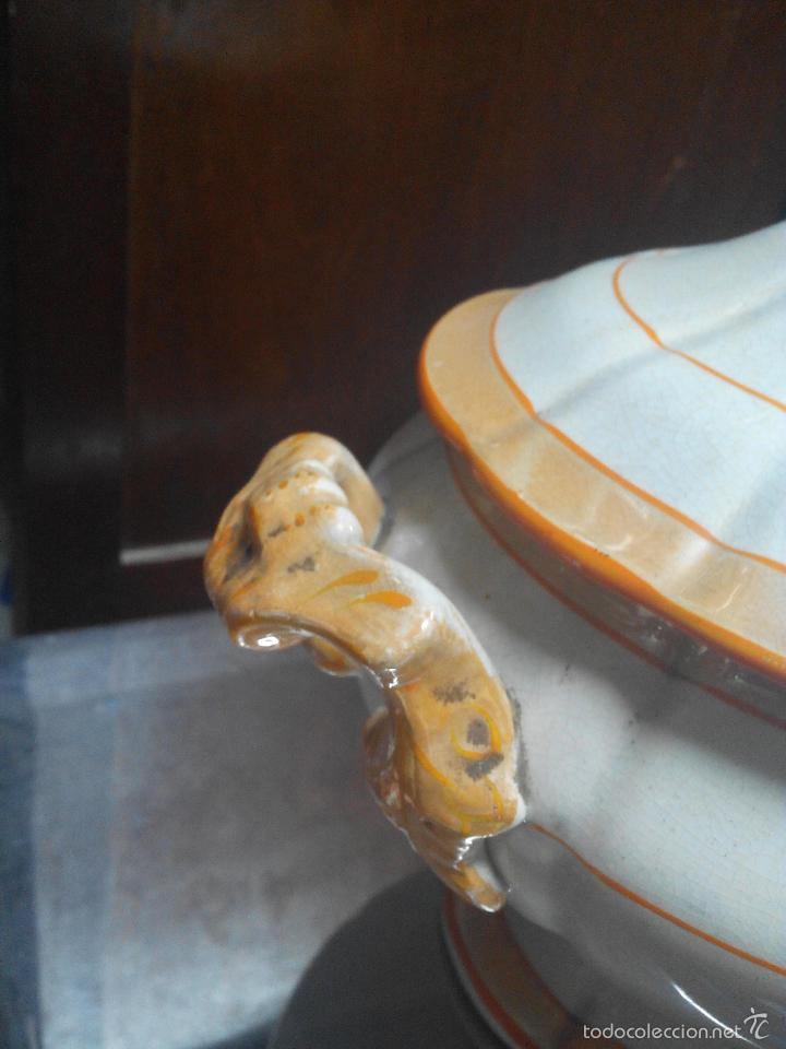 Antig&uuml;edades: SOPERA BLANCA CON LINEAS NARANJAS - Foto 8