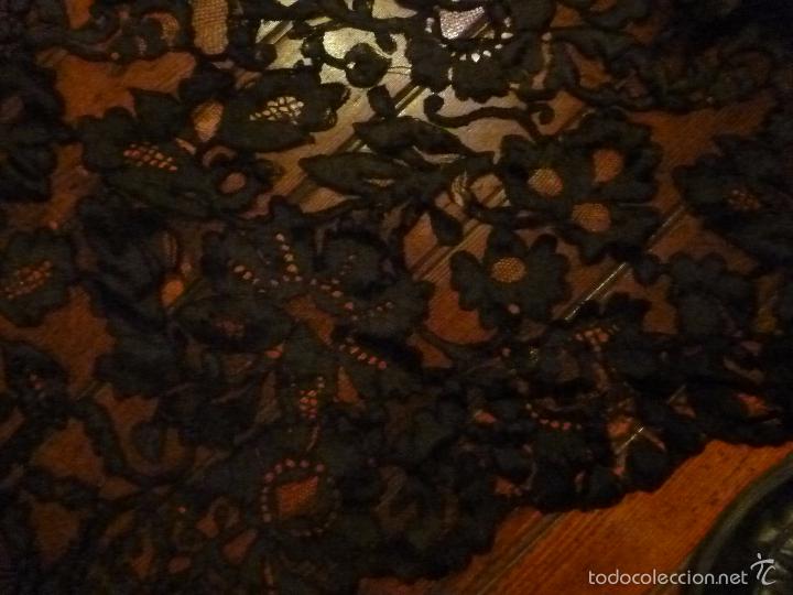 Antig&uuml;edades: mantilla negra - Foto 4
