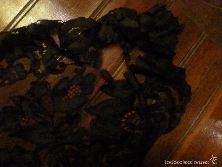 Antig&uuml;edades: mantilla negra - Foto 5