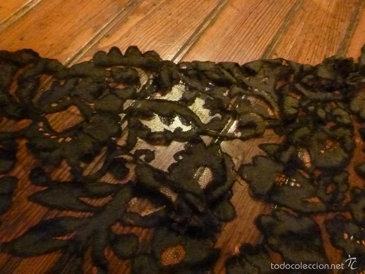 Antig&uuml;edades: mantilla negra - Foto 6