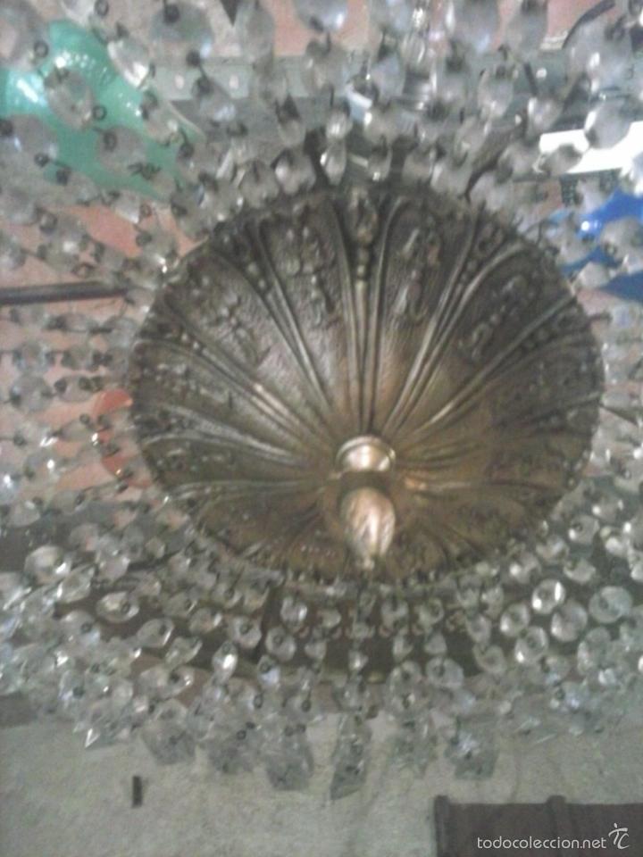 Antig&uuml;edades: L&aacute;mpara de metal y crystal. - Foto 5