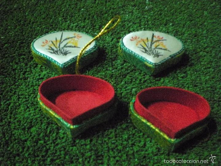 Antig&uuml;edades: CAJA JOYERO PARA REGALO EN FORMA DE CORAZ&Oacute;N 2 UNIDADES