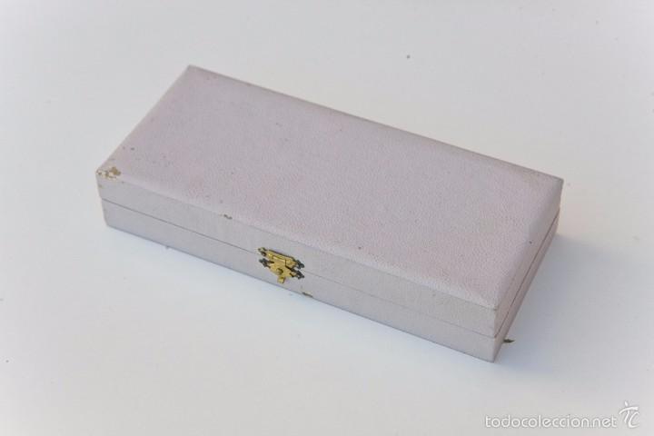Antig&uuml;edades: Antiguo Estuche cubiertos peque&ntilde;os de plata. - Foto 4