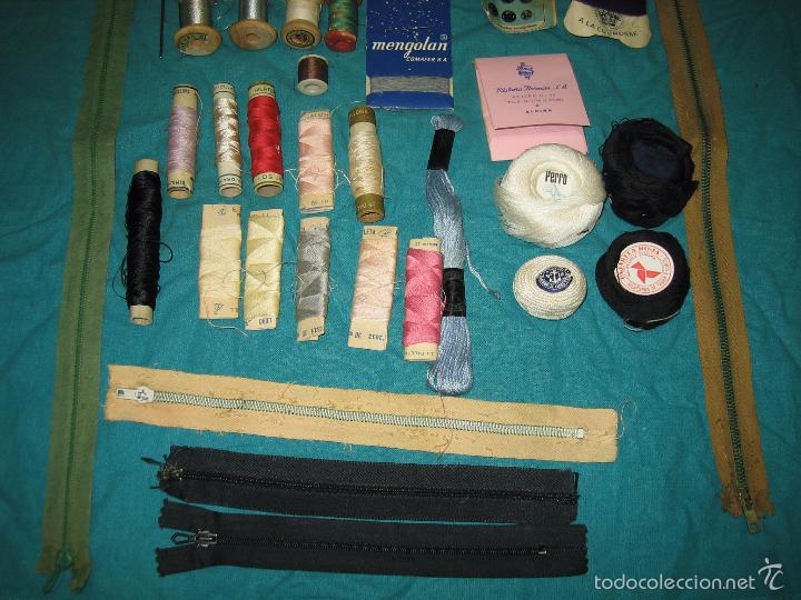 Antig&uuml;edades: LOTE DE MATERIAL DE COSTURA - Foto 2