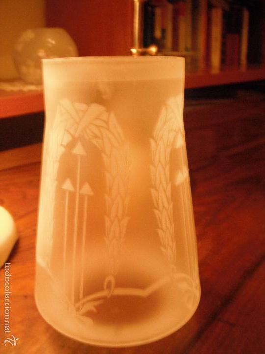Antig&uuml;edades: tulipa de cristal modernista - Foto 1