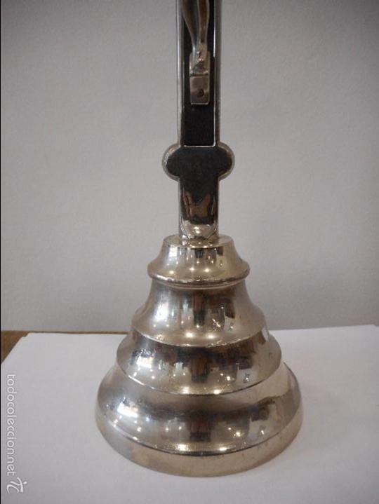 Antig&uuml;edades: Crucifijo de metal - Foto 3