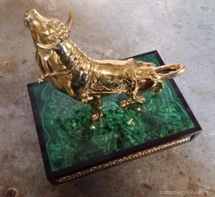 Antig&uuml;edades: Figura de bronce, base 12,5 x 8,5 cm - Foto 3
