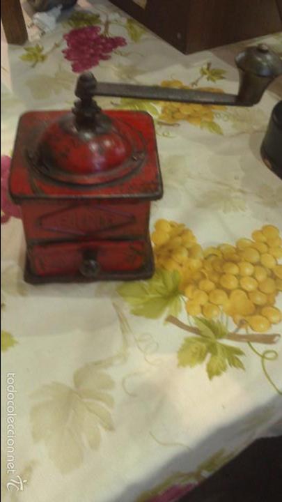 Antig&uuml;edades: molinillo elma rojo - Foto 1