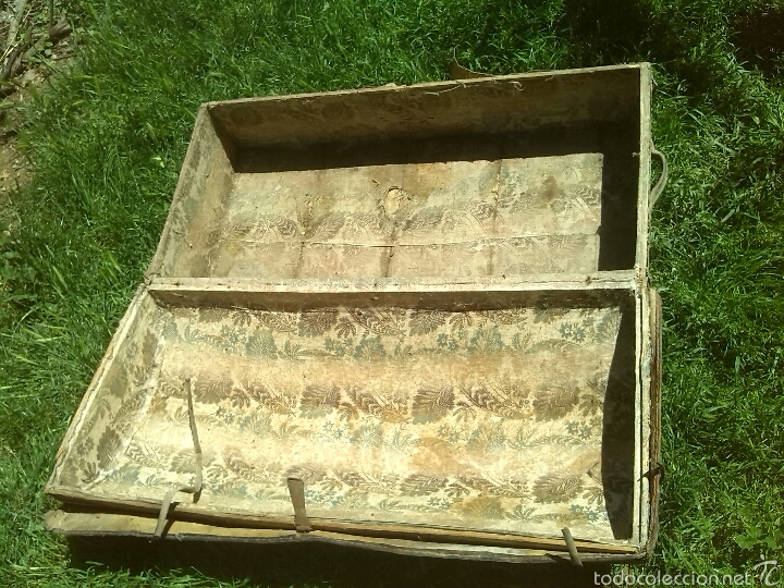 Antig&uuml;edades: Baul tapa abombada - Foto 2