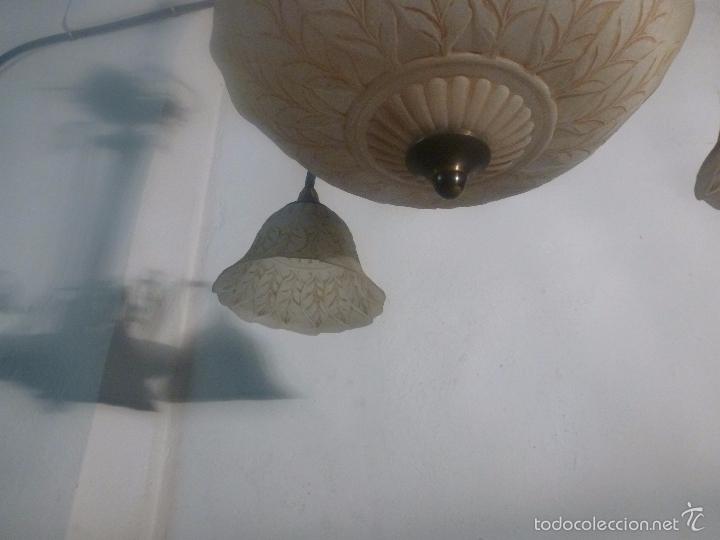 Antig&uuml;edades: lampara de bronce y tulipas - Foto 9