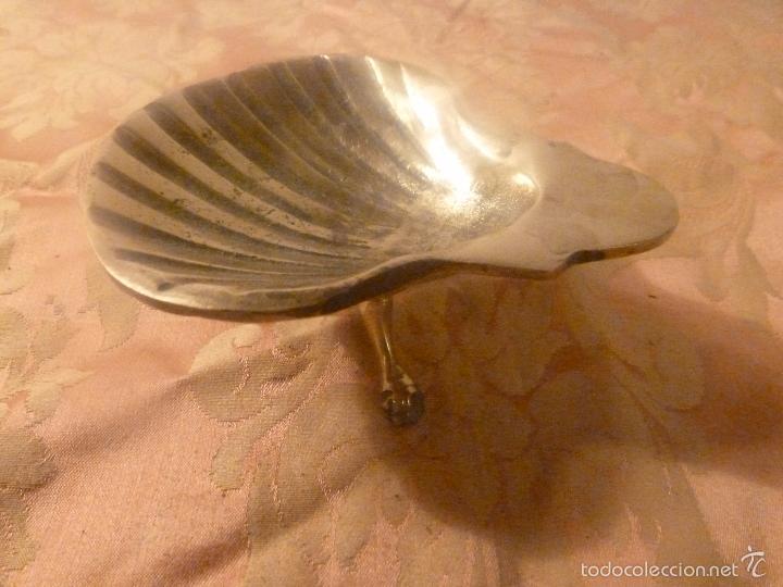 Antig&uuml;edades: concha en bronce - Foto 1