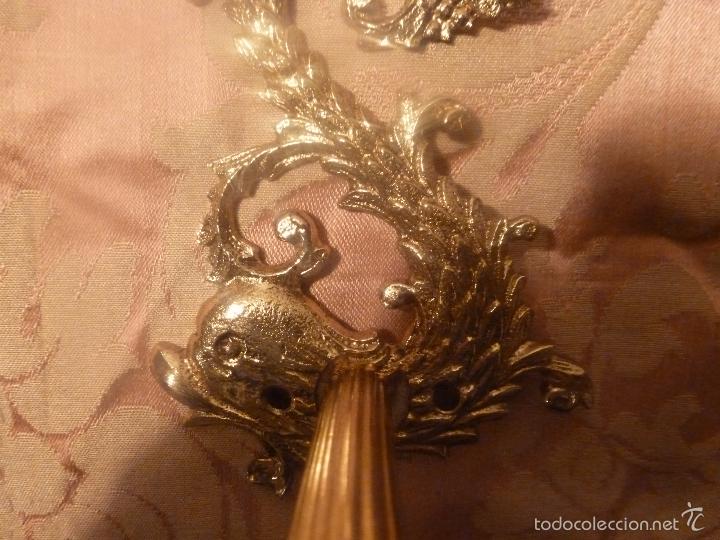 Antig&uuml;edades: portatoallas de bronce - Foto 7