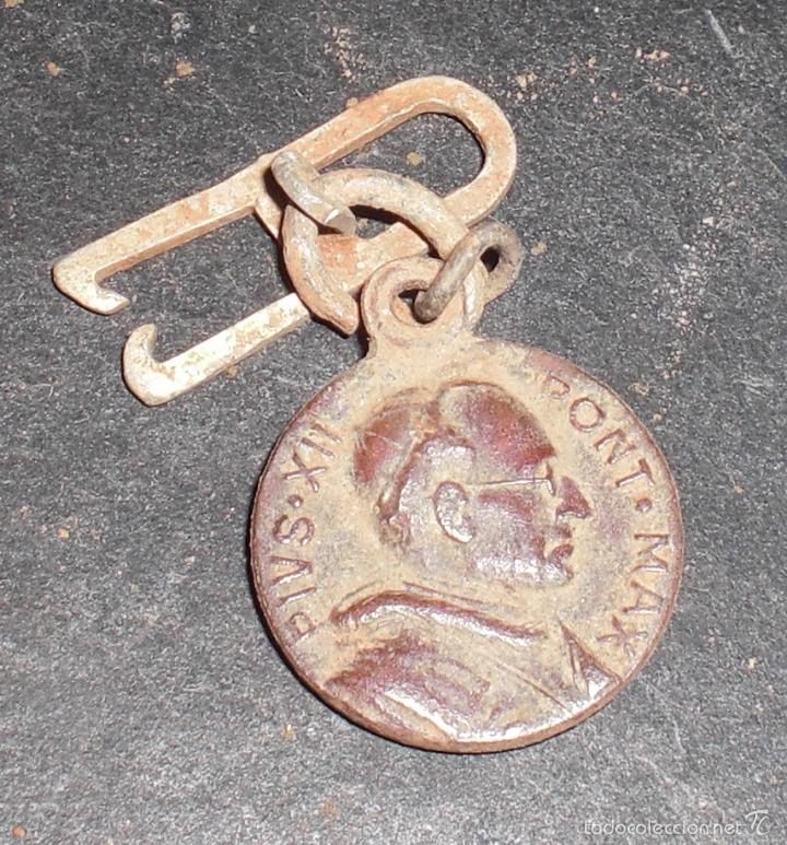 Antig&uuml;edades: Medalla Pio XII - Foto 1