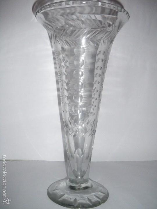 Antig&uuml;edades: Jarr&oacute;n de cristal tallado - Foto 1