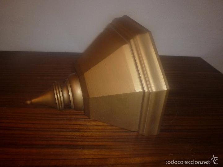 Antig&uuml;edades: RINCONERA PARA SANTO DE MADERA DORADA - Foto 1