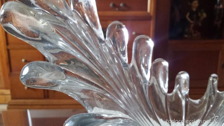 Antig&uuml;edades: antiguo centro de mesa en cristal y metal - Foto 3