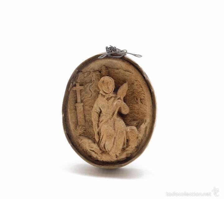 Antig&uuml;edades: RELIEVE DE MUJER EN ESTUCO SIGLO XIX - Foto 1