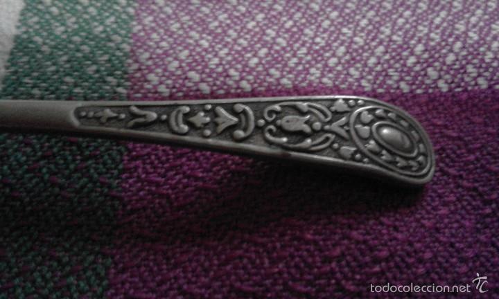 Antig&uuml;edades: cucharilla de az&uacute;car - Foto 2