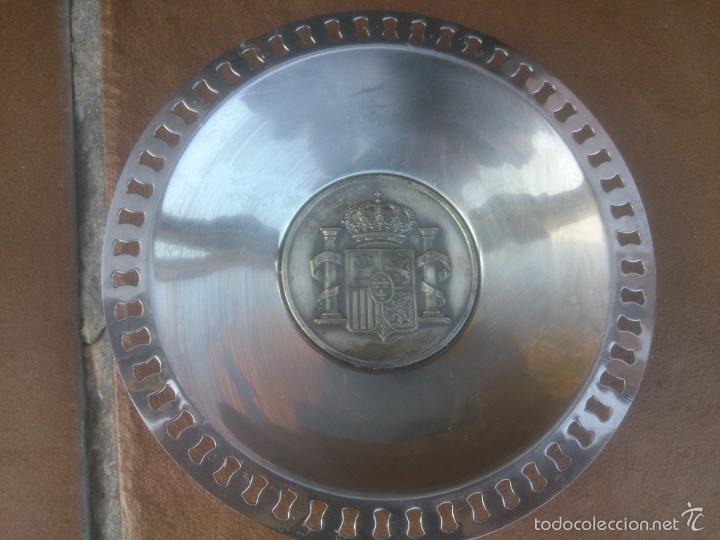 Antig&uuml;edades: ANTIGUO MOTIVO EN INOX