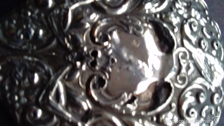 Antig&uuml;edades: Espejo de mano de plata con el espejo biselado. S XIX - Foto 11