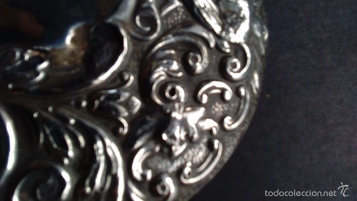 Antig&uuml;edades: Espejo de mano de plata con el espejo biselado. S XIX - Foto 12